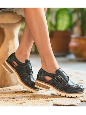 BED/STU Leather Dagny Casual Shoes(For Women)